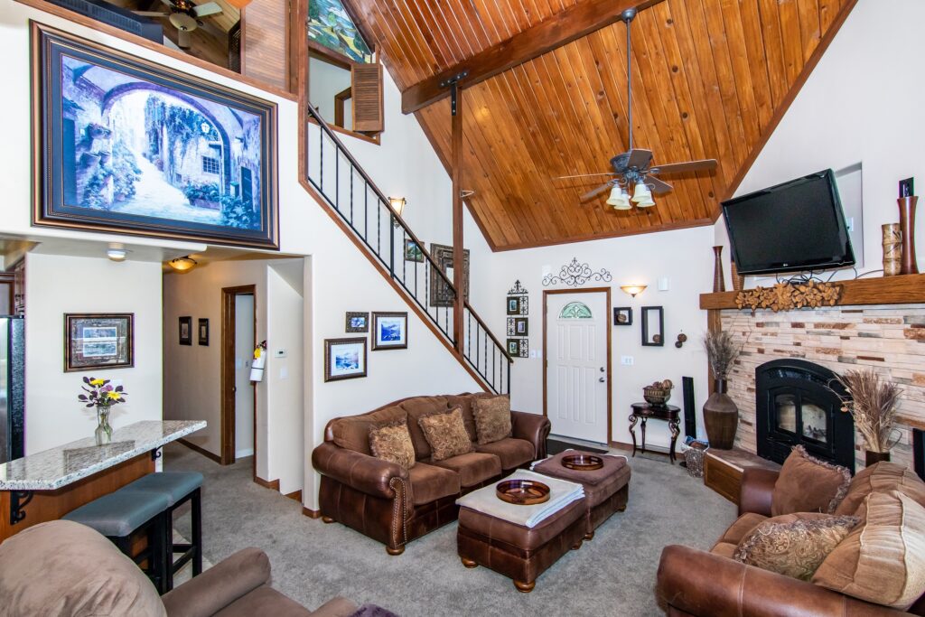 Living Room - Lake Arrowhead, CA Vacation Rental Home