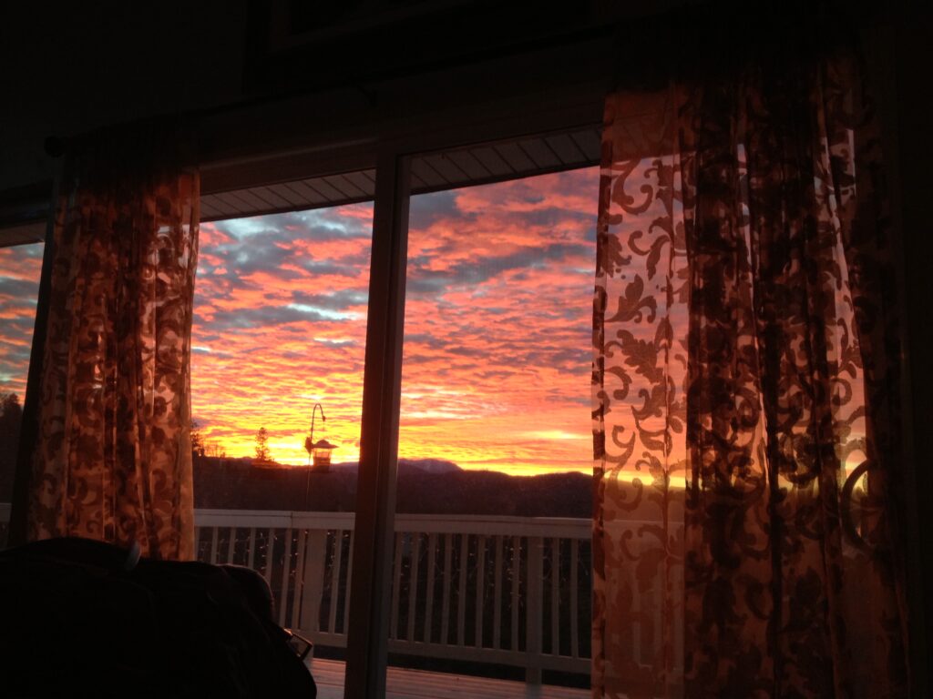 Sunrise From Lake Arrowhead Vacation Rental Home